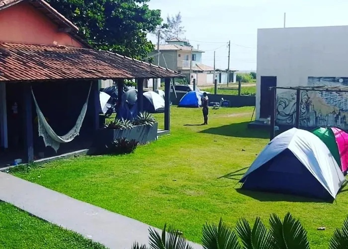 Camping & Hostel Bandeiras